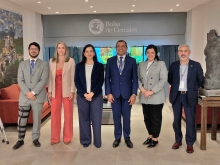 Chile y Brasil acuerdan avanzar en negociaciones para adoptar certificación electrónica para el pisco y zonificación para influenza aviar