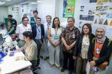 Ministra de Agricultura recibe a delegación de Indonesia que verifica en terreno controles del SAG en el Aeropuerto de Santiago